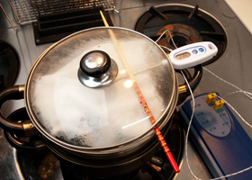 茶碗蒸しの温度測定の装置
